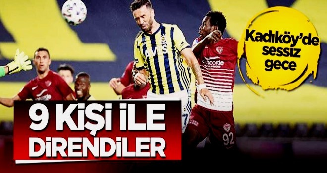 Hatayspor 9 kişi ile Kadıköy'de direndi