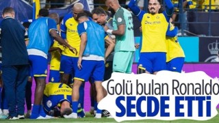 Cristiano Ronaldo attığı gol sonrası secdeye gitti