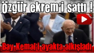 Kemal Kılıçdaroğlu, grup toplantısında kürsüye alkışlar eşliğinde çıktı