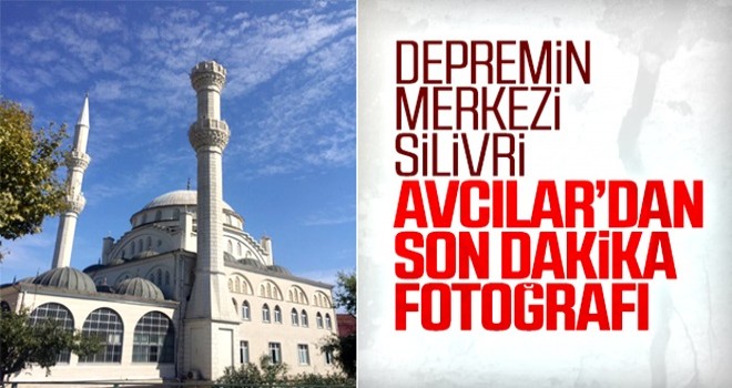 İstanbul'daki depremde Avcılar'da minare yıkıldı