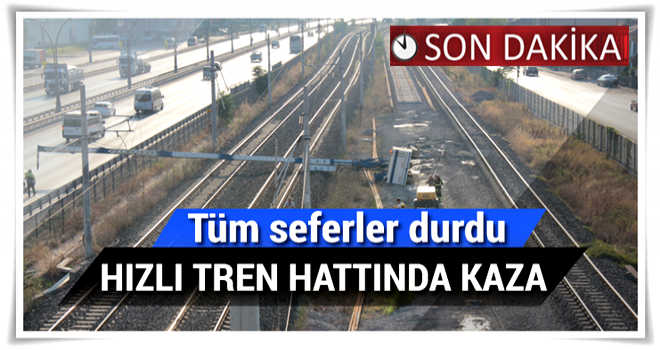 Sondaj makinesi tren yoluna devrildi, tüm seferler durdu